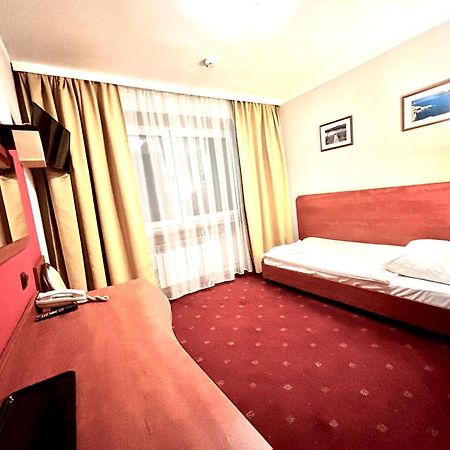 Hotel Orion Sosnowiec Exteriör bild