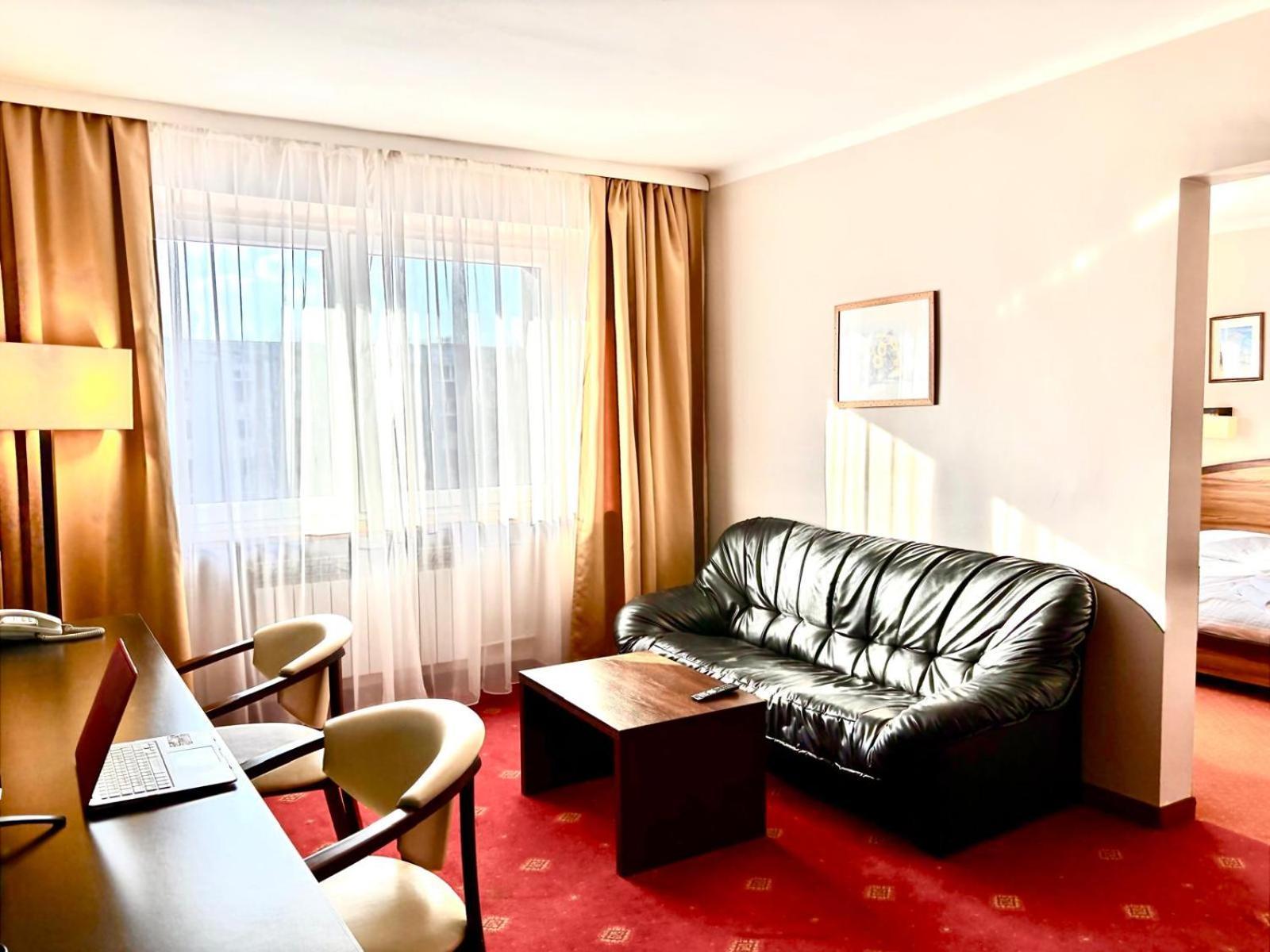 Hotel Orion Sosnowiec Exteriör bild