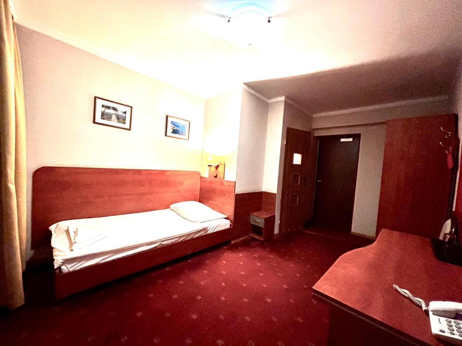 Hotel Orion Sosnowiec Exteriör bild