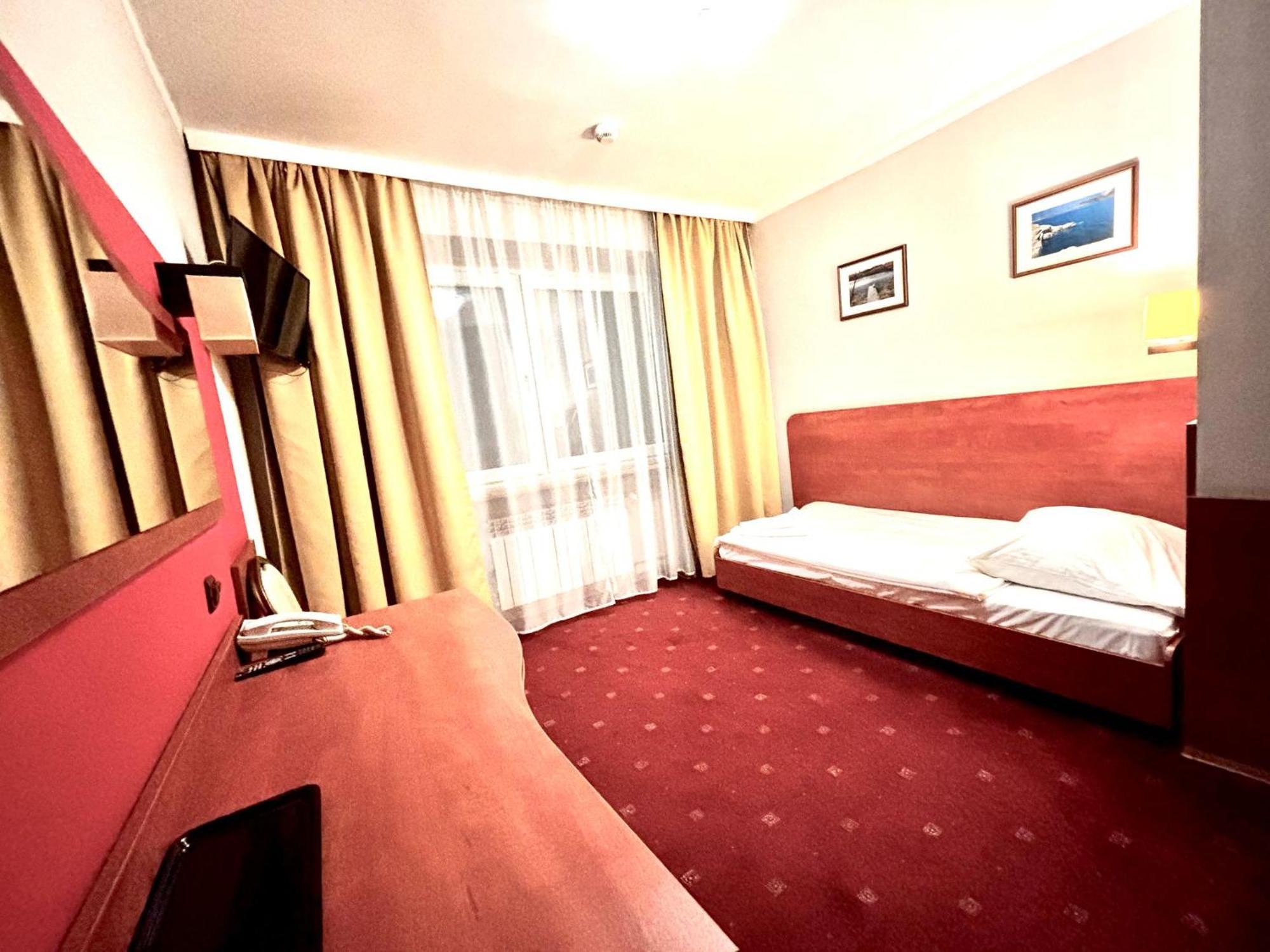 Hotel Orion Sosnowiec Exteriör bild